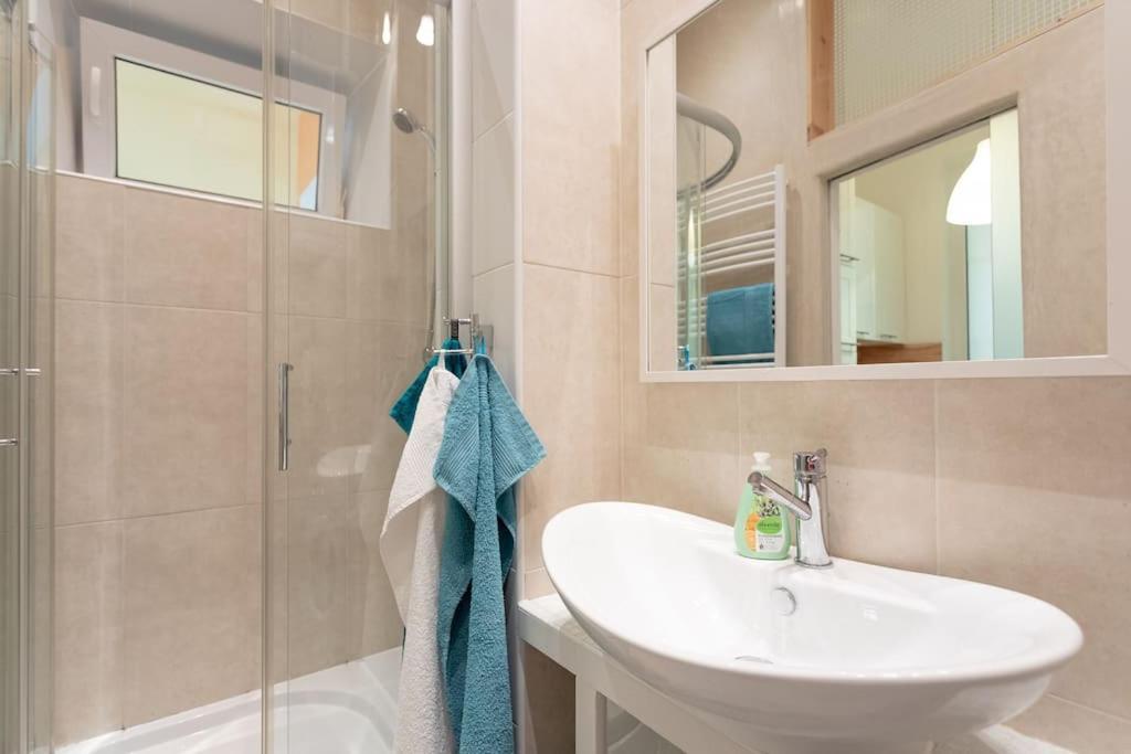 Danube Art Apartments Wien Ngoại thất bức ảnh